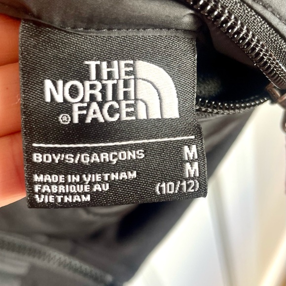 The North Face Kids Black and Red Reversible Jacket with High Collar - Picture 14 of 14